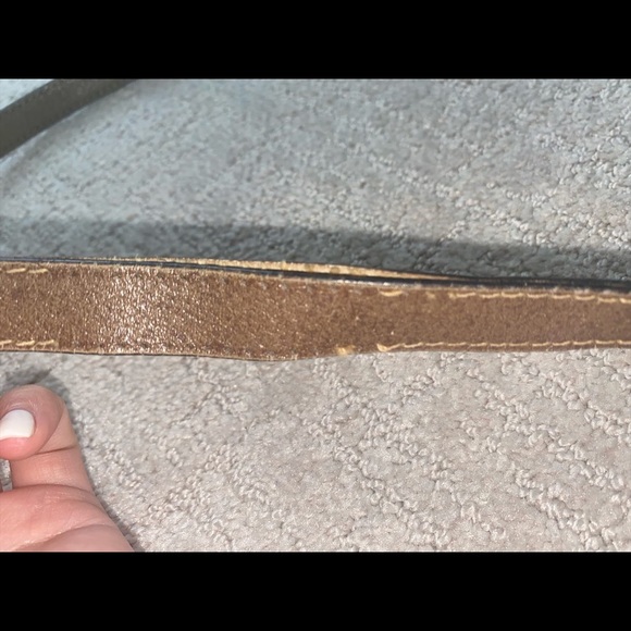 Vintage, used, Gucci crossbody. Pocket in front and zipper closure - Picture 4 of 8